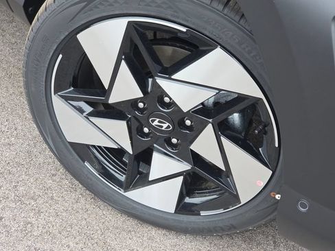 New 2026 Hyundai Kona Limited AWD/4WD image 12