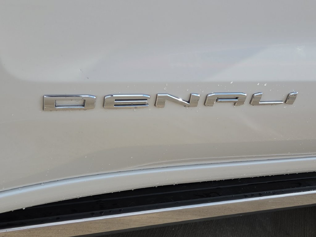 Used 2025 GMC Sierra 1500 Denali Ultimate AWD/4WD image 10