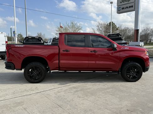 Used 2024 Chevrolet Silverado 1500 LT Trail Boss w/ LT Trail Boss Premium Package image 3