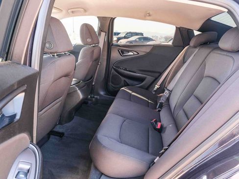 Used 2022 Chevrolet Malibu LS FWD image 19