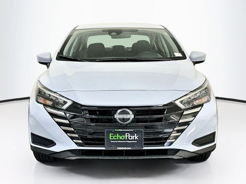 Used 2025 Nissan Versa SV w/ Trunk Package FWD image 2