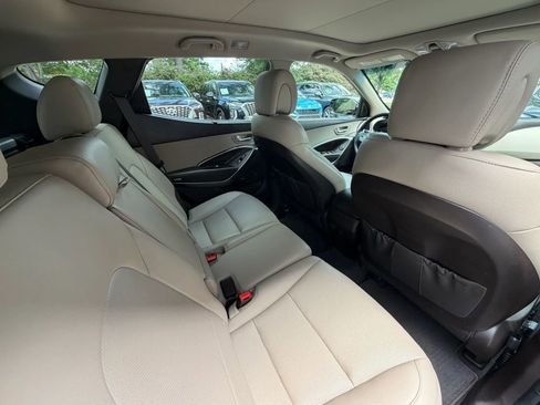 Used 2018 Hyundai Santa Fe Sport FWD image 13