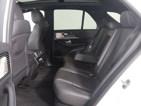 Used 2025 Mercedes-Benz GLE 450 4MATIC image 54