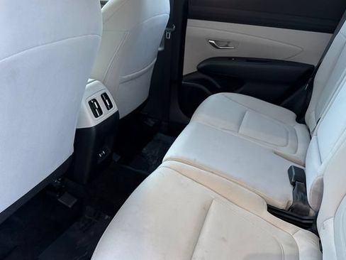Used 2025 Hyundai Tucson SEL AWD/4WD image 14