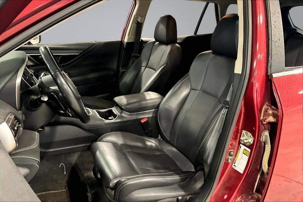 Used 2021 Subaru Outback Limited AWD/4WD image 17
