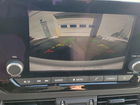 Used 2025 Nissan Pathfinder S w/ Cargo Package AWD/4WD image 35