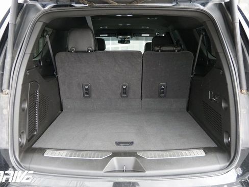 Used 2023 GMC Yukon XL Denali image 39