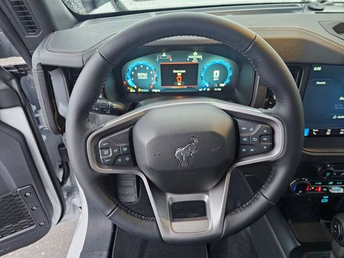 New 2025 Ford Bronco Badlands w/ Sasquatch Package image 16