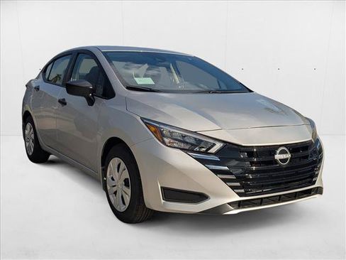 New 2025 Nissan Versa S image 6
