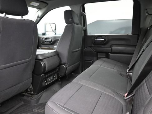 Used 2023 Chevrolet Silverado 2500 LT AWD/4WD image 16