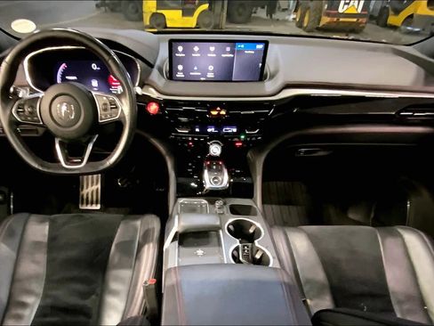 Used 2022 Acura MDX A-Spec image 15