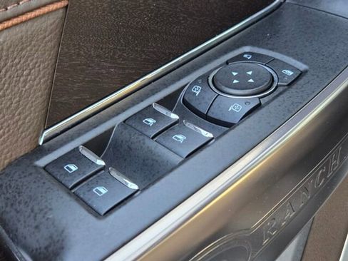 Used 2024 Ford F150 King Ranch w/ FX4 Off-Road Package image 38