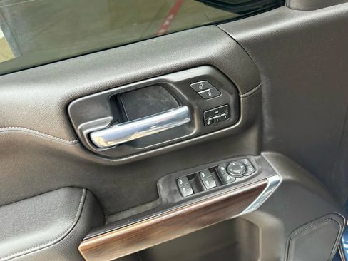 Used 2021 GMC Sierra 1500 SLT image 27