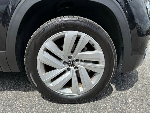 Used 2022 Volkswagen Atlas Cross Sport SE w/ Panoramic Sunroof Package image 7