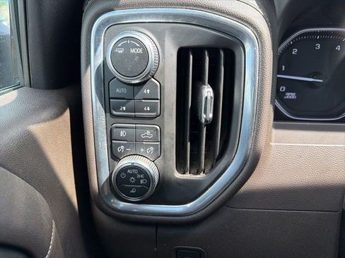 Used 2022 GMC Sierra 3500 SLE w/ SLE Convenience Package AWD/4WD image 20