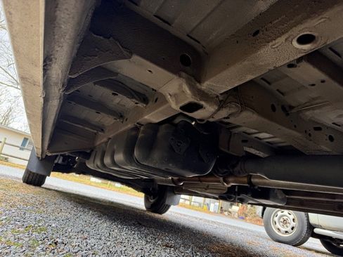 Used 2010 Freightliner Sprinter 2500 image 19