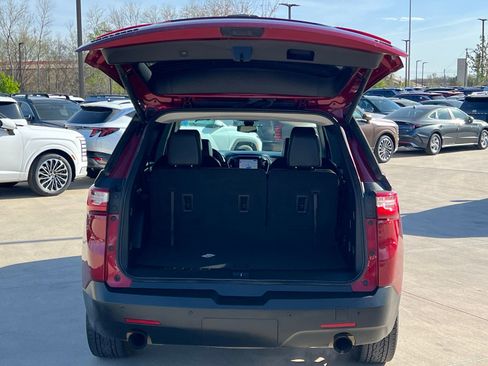 Used 2021 Chevrolet Traverse RS image 15