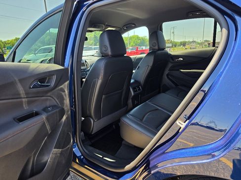 Used 2023 Chevrolet Equinox RS w/ RS Leather Package AWD/4WD image 5