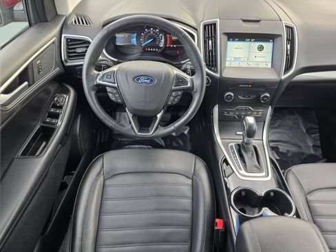 Used 2018 Ford Edge SEL w/ Equipment Group 201A AWD/4WD image 30