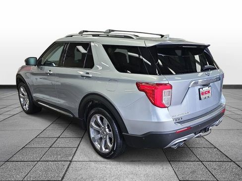 Used 2020 Ford Explorer Platinum w/ Premium Technology Package AWD/4WD image 7