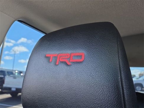 Used 2020 Toyota 4Runner Venture image 27