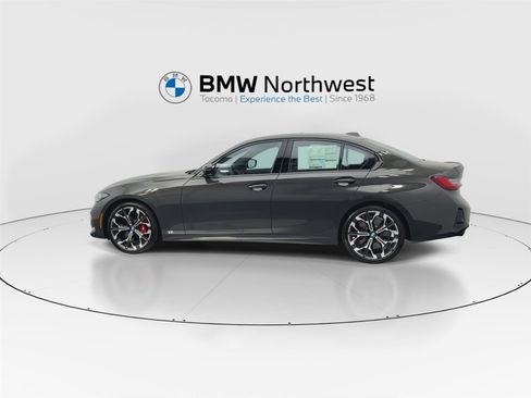 New 2026 BMW 330i xDrive Sedan w/ M Sport Package image 11