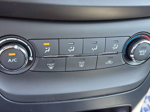 Used 2018 Nissan Sentra S FWD image 14