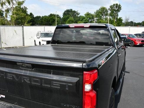 Used 2021 Chevrolet Silverado 1500 Custom w/ Rally Edition AWD/4WD image 10