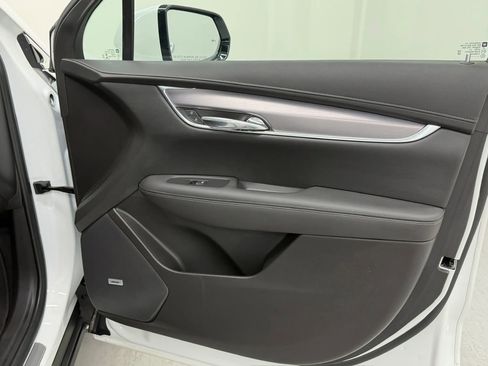 Used 2023 Cadillac XT6 Luxury FWD image 27