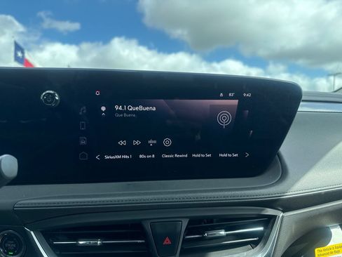 Used 2024 Buick Encore GX Preferred FWD image 38
