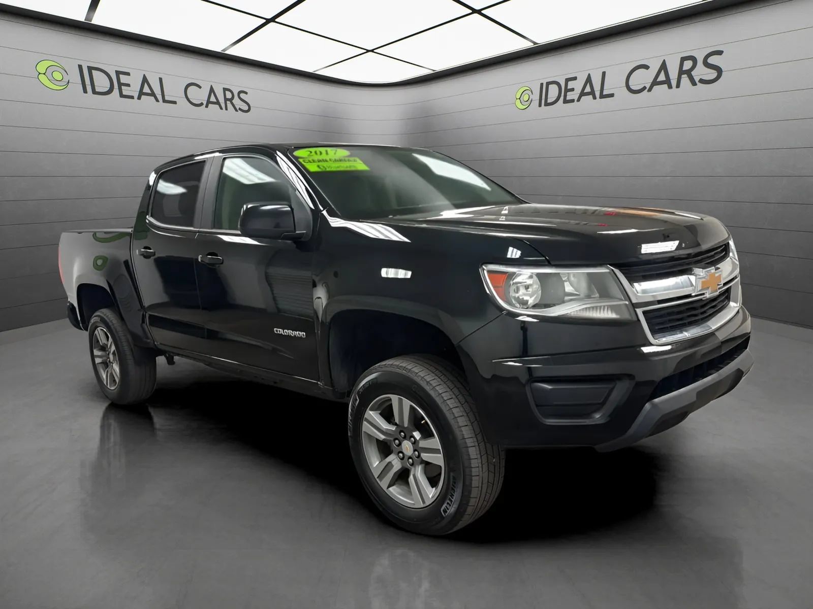 Used 2017 Chevrolet Colorado W/T w/ Custom Special Edition RWD image 3