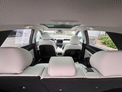 Used 2023 Hyundai Tucson Limited AWD/4WD image 7