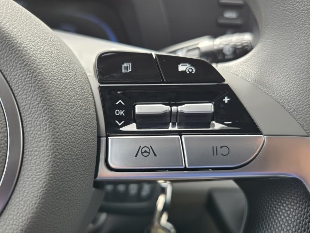 Used 2024 Hyundai Elantra SE FWD image 20