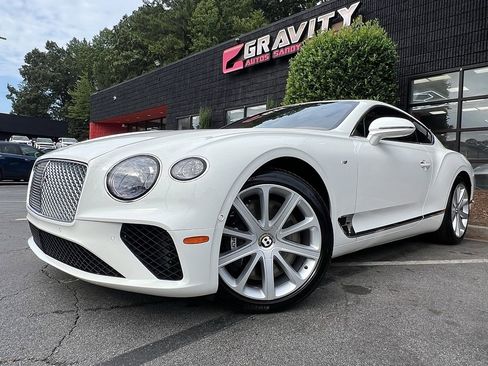Used 2020 Bentley Continental GT image 2