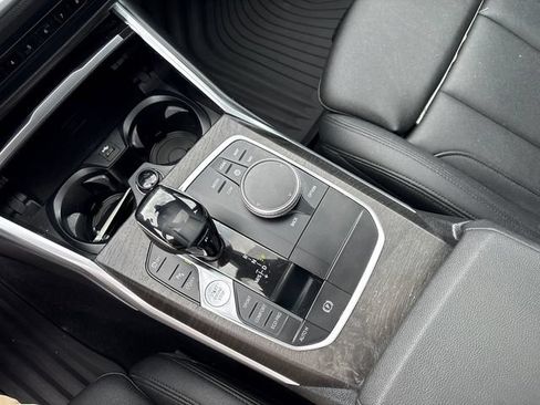 Used 2019 BMW 330i xDrive Sedan w/ Premium Package AWD/4WD image 32