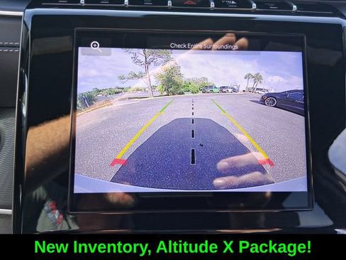 Certified 2025 Jeep Grand Cherokee Altitude AWD/4WD image 24