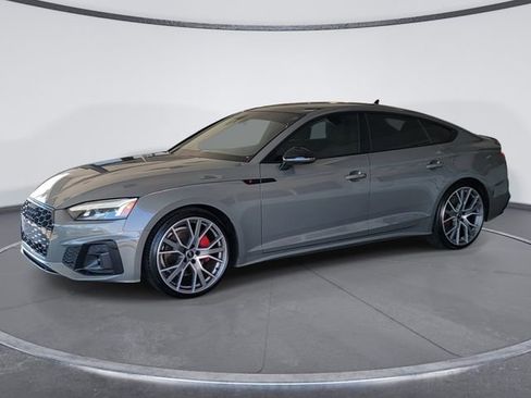 Used 2025 Audi A5 2.0T Premium Plus w/ Premium Plus AWD/4WD image 4