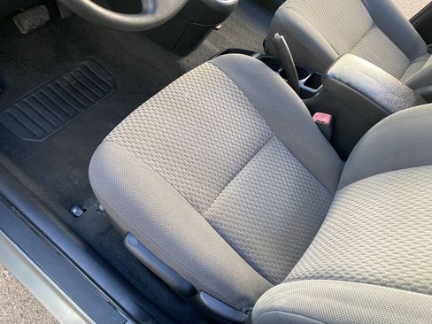 Used 2008 Toyota Matrix FWD image 22