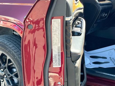 Used 2025 Jeep Grand Cherokee L Summit image 34