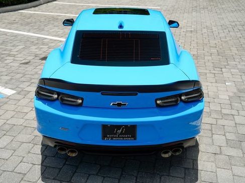 Used 2022 Chevrolet Camaro SS RWD image 23