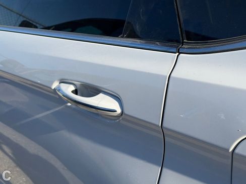 Used 2019 Ford Edge Titanium w/ Equipment Group 301A FWD image 14