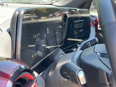Used 2025 Chevrolet Equinox RS w/ Safety and Technology Package FWD image 19