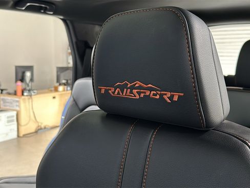 Used 2023 Honda Pilot TrailSport image 13