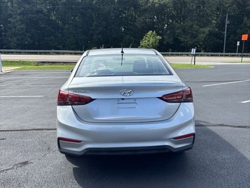 Used 2018 Hyundai Accent SE FWD image 4