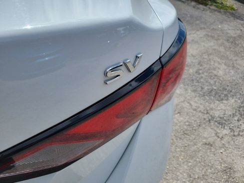 Used 2024 Nissan Sentra SV FWD image 10