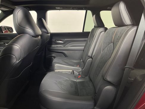 New 2026 Toyota Grand Highlander AWD Hybrid image 13