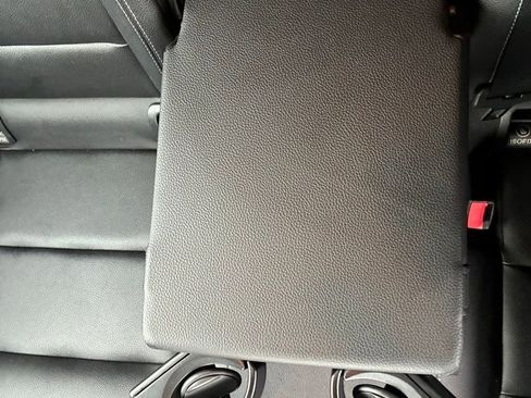 Used 2018 Mercedes-Benz CLA 250 4MATIC image 16