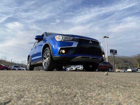 Used 2017 Mitsubishi Outlander Sport GT image 32