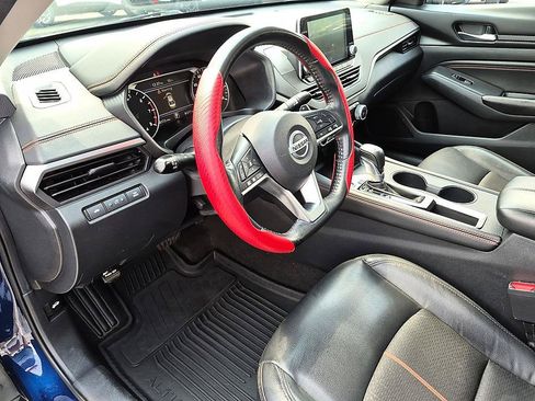 Used 2022 Nissan Altima 2.5 SR FWD image 16