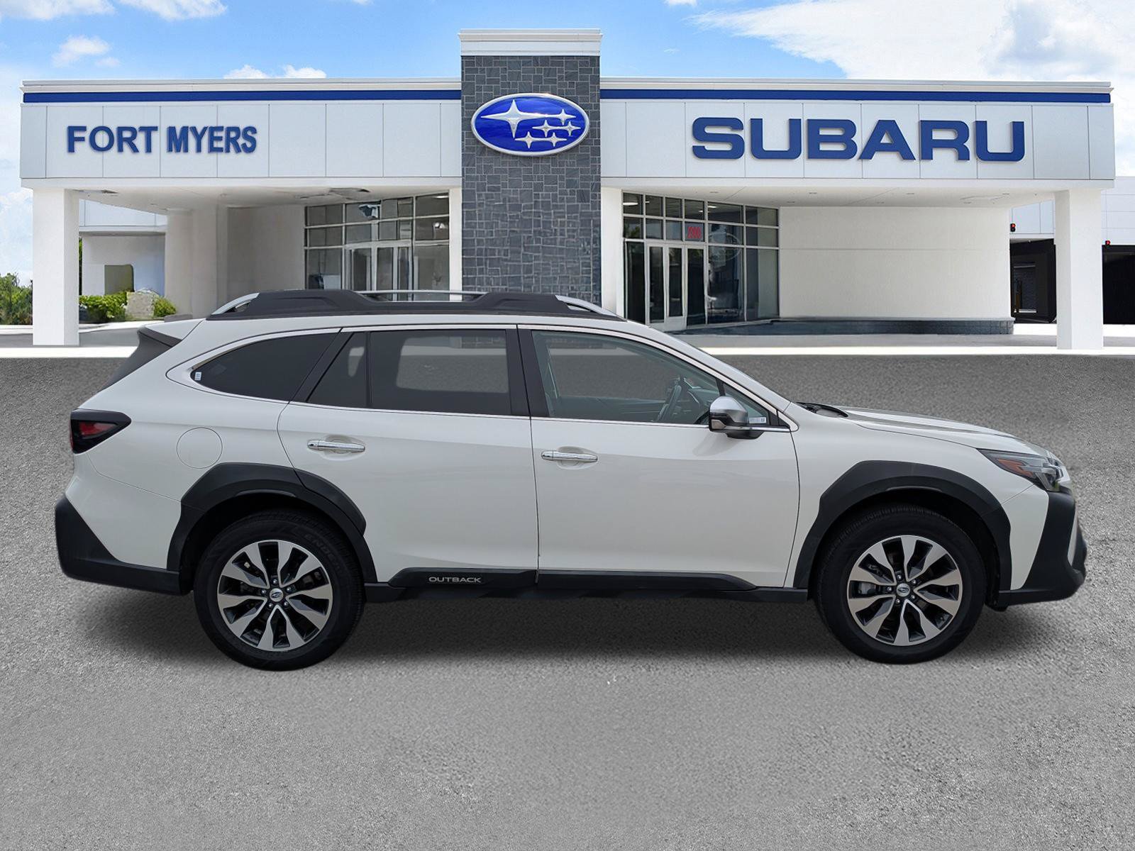 Certified 2023 Subaru Outback Touring XT AWD/4WD image 3